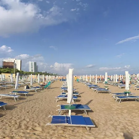 Olaszelmeny Caravans * Lignano Sabbiadoro