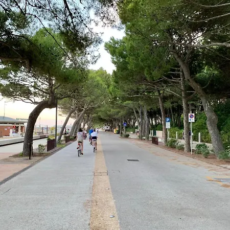 Olaszelmeny Caravans Kemp